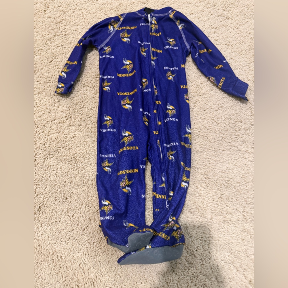 NFL Vikings One Piece Footie - Purple and Gold